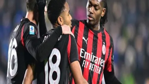 徐正源指出新援融入关键期，球队实力有望再攀高峰。